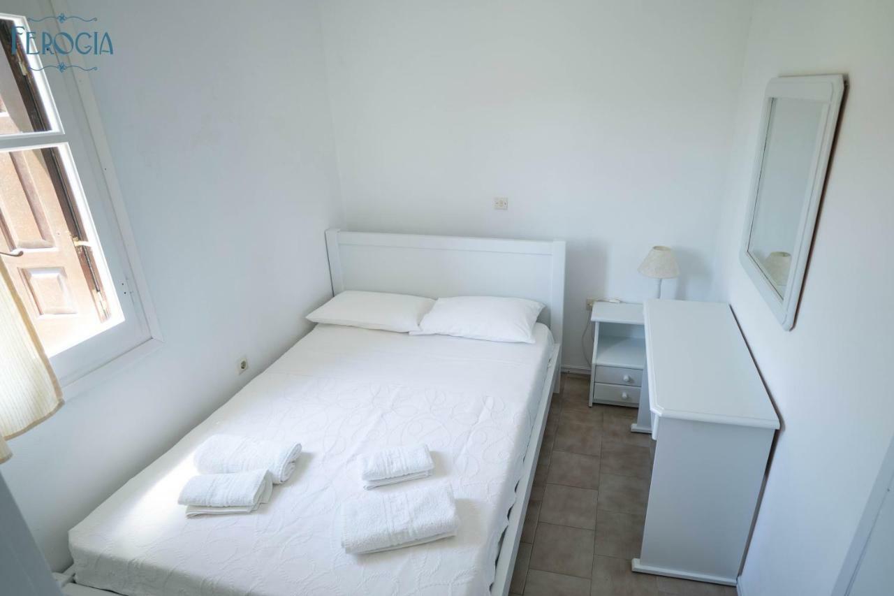 Ferogia Hotel Skyros Luaran gambar